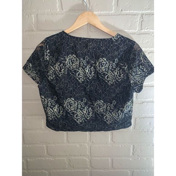 Vintage Lace Cropped Baby Tee Medium - Picture 2 of 8